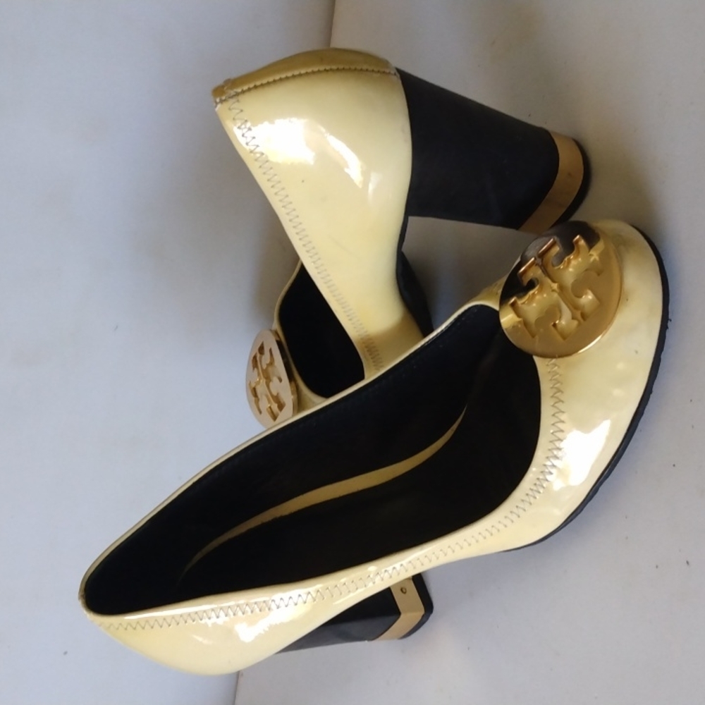 TORY BURCH